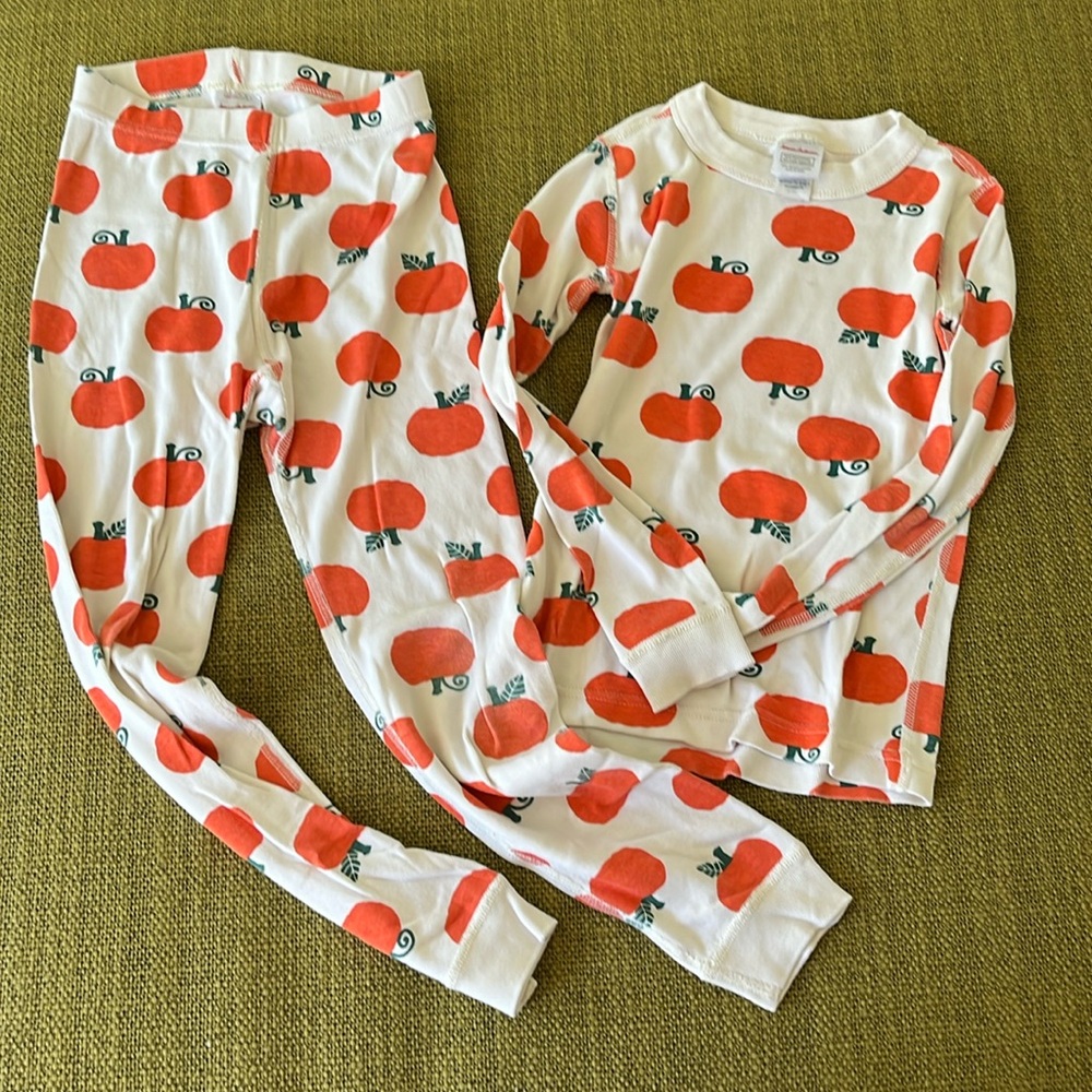Hanna Andersson pumpkin pajamas